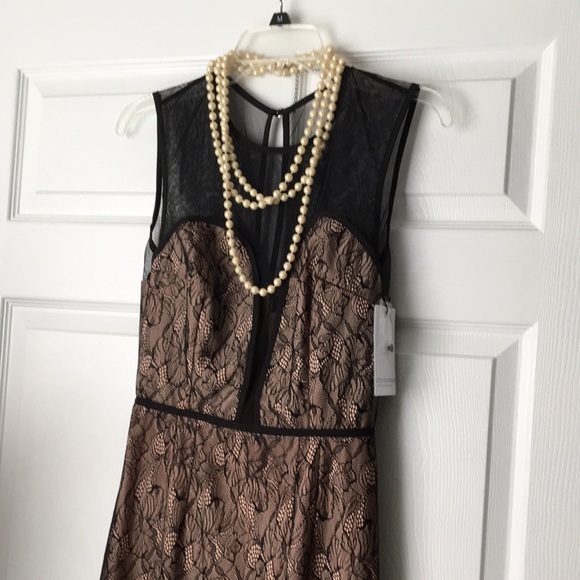 NWT • ASOS LITTLE MISTRESS Sleeveless Lace Maxi - Picture 7 of 14